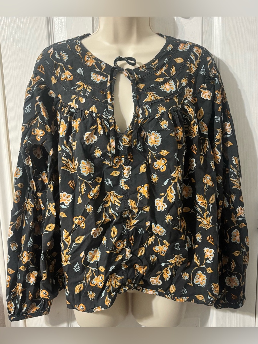 Black Floral Tie-Front Peasant Blouse